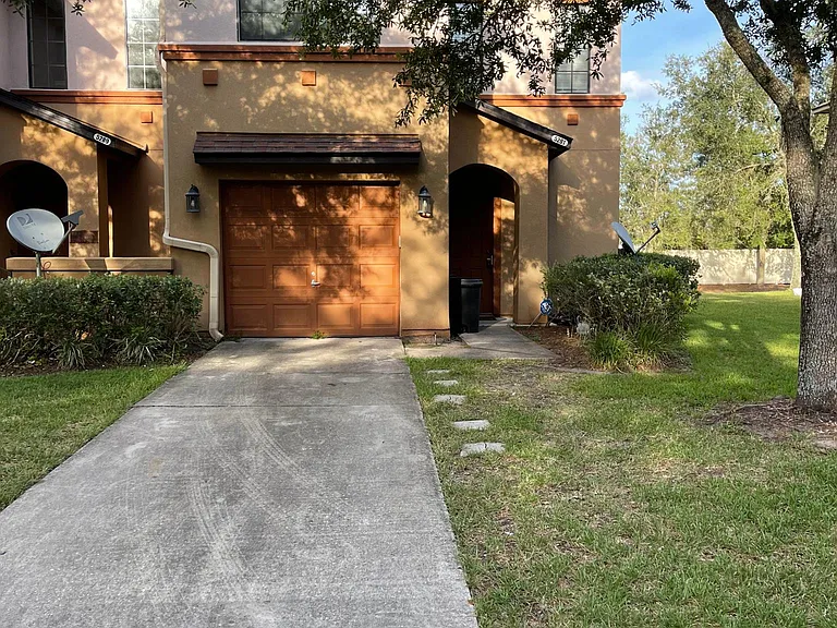 5291 Brighton Park Ln — Photo 2