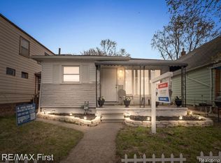 87 E Pleasant St, River Rouge, MI 48218