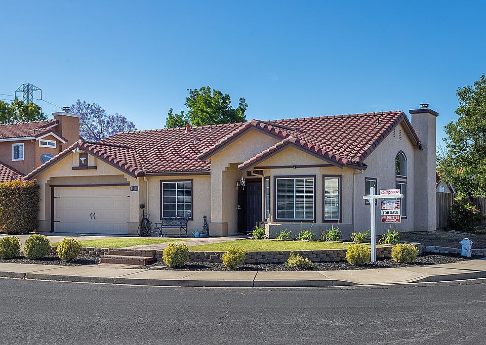 1st image of 3000 Coconut Ct