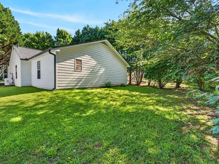 2558 Candlewood Way — Photo 25