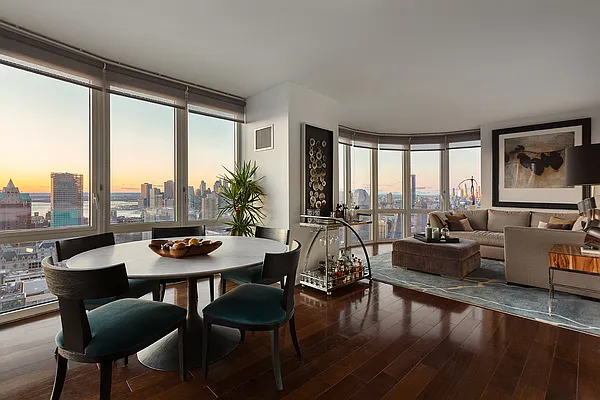 Sold by Compass | media 19