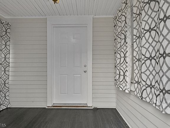 5th image of 23-25 VARSITY RD