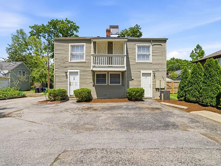1271 Cherokee Rd — Photo 1