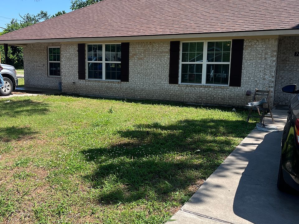 1st image of 712 Seven Oaks Rd #712
