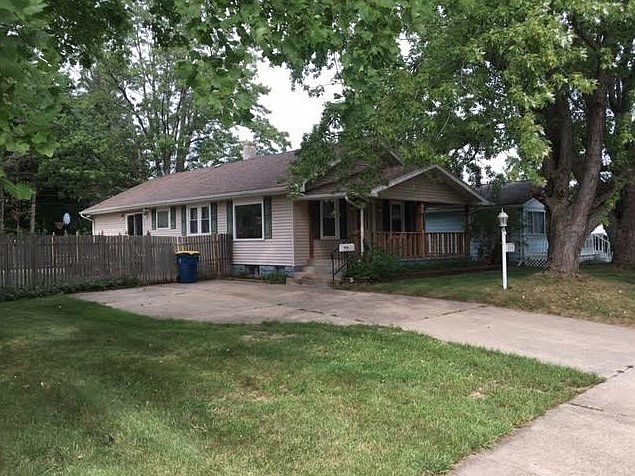 1st image of 207 N Oakland Ave