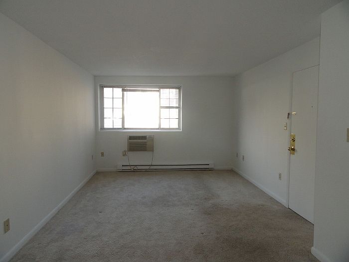 1st image of 220 Revere Beach Pkwy #4