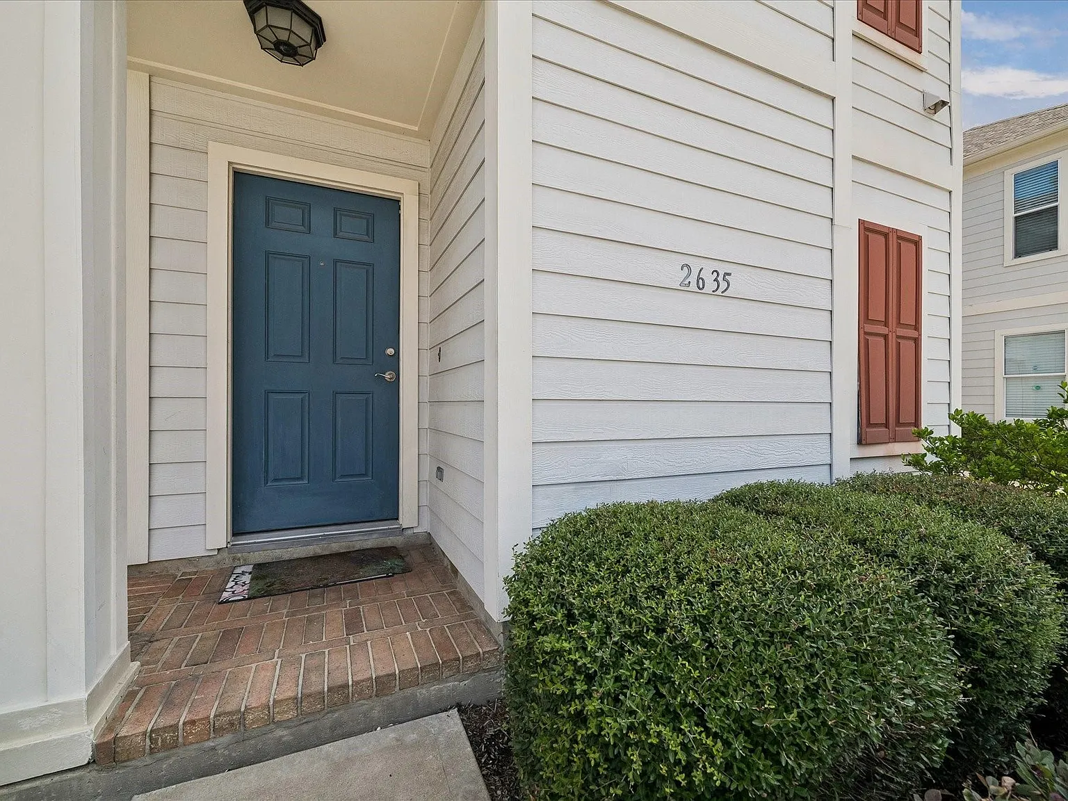 2 bed, 2.0 bath, 1448 sqft, $1,850 — Photo 4