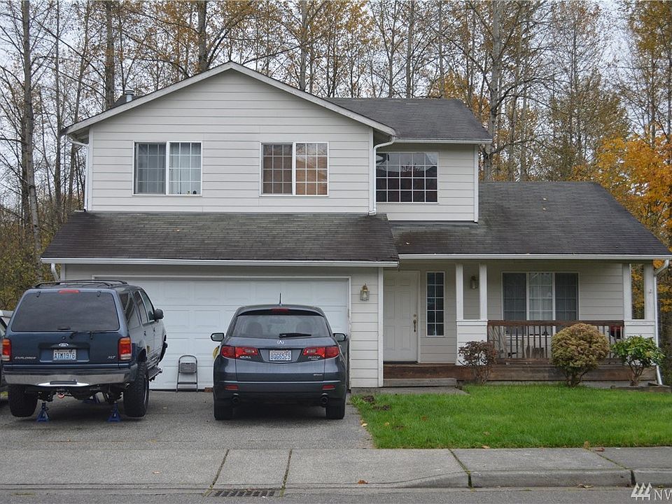 1st image of 3317 Lake Dr