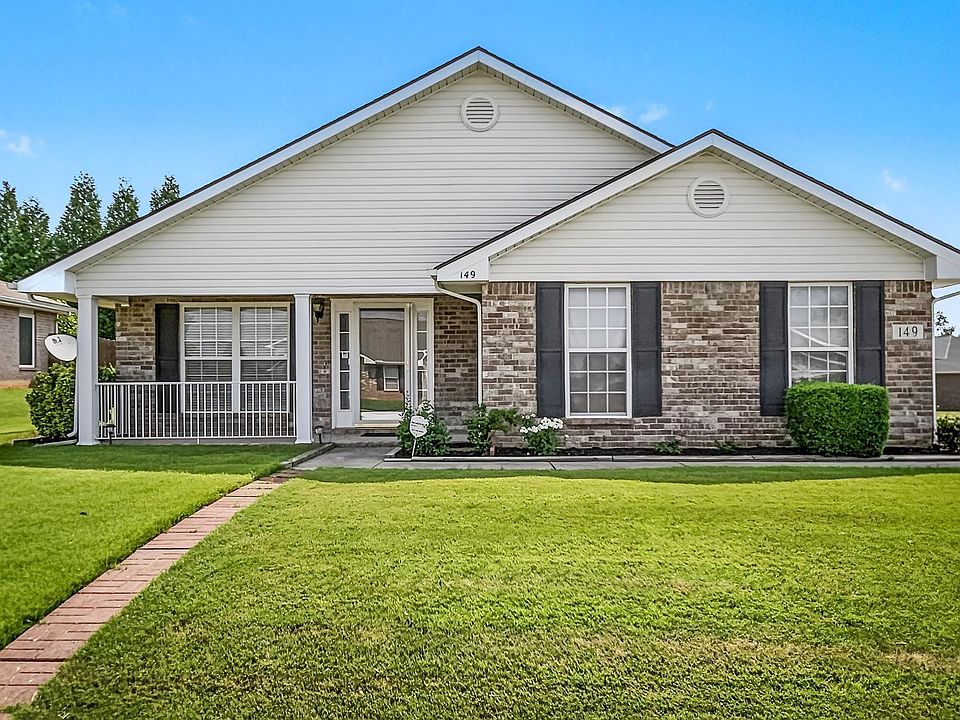 1st image of 149 Clover Ridge Dr