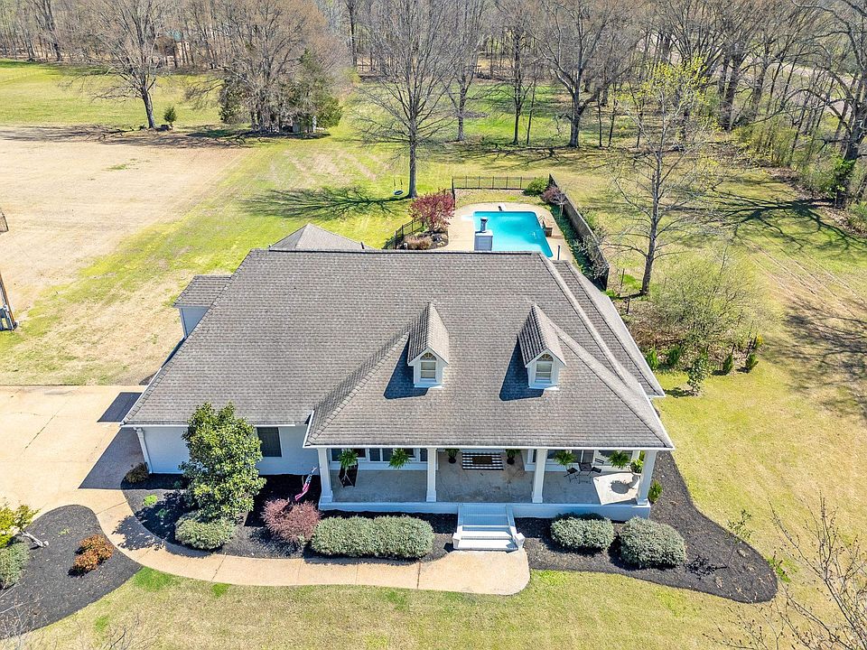 1st image of 50 Hickory Lake Dr