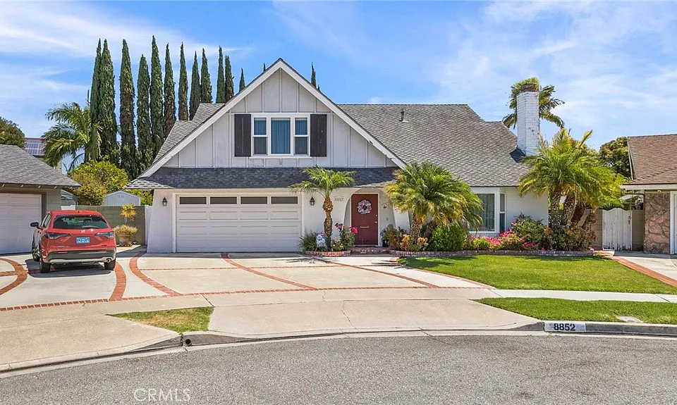 8852 Monterey Cir