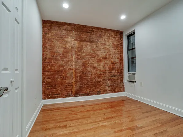 507 East 83rd Street image 3 of 9