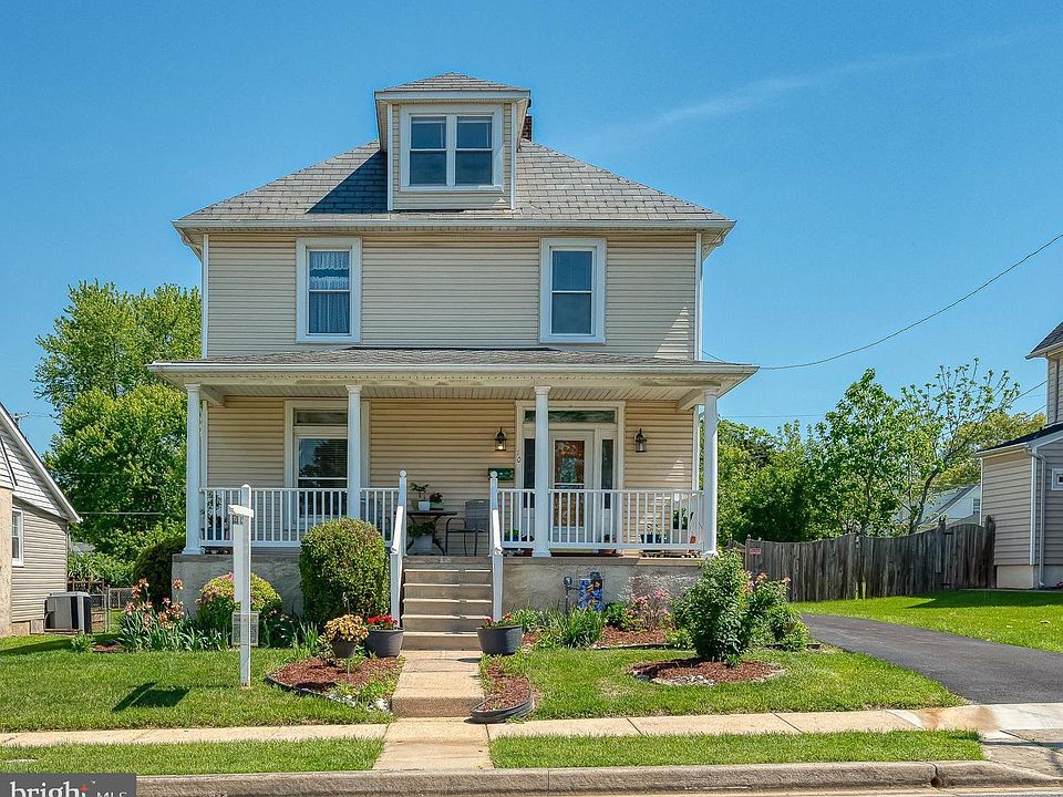 1st image of 10 Elmont Ave