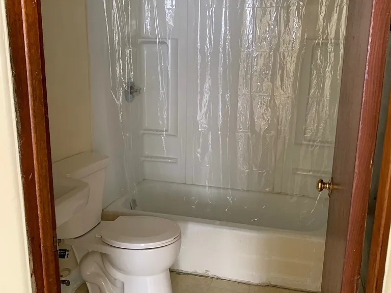 3031 University Ave #27 — Photo 4