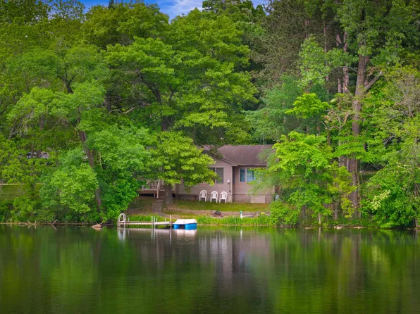 N3693 Emerald Ln, Wautoma, WI 54982