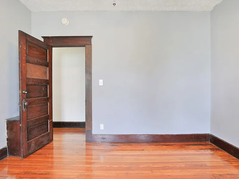 43 E Blake Ave — Photo 18