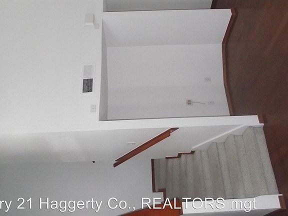 5th image of 11220 William McCool St