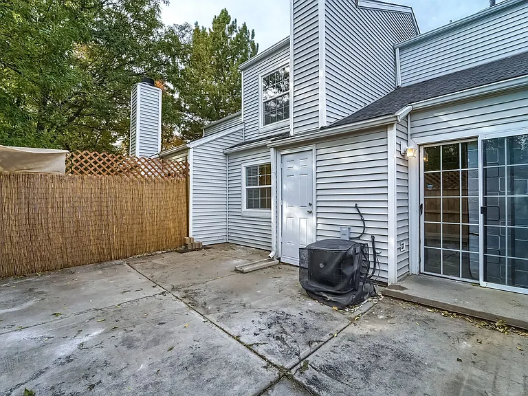 12262 Colorado Blvd #40 — Photo 22