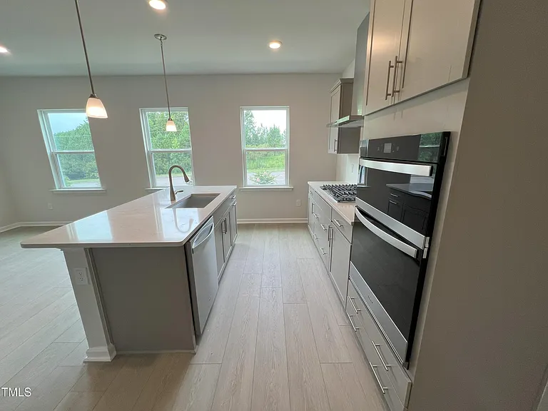 7254 Morris Acres Rd — Photo 3