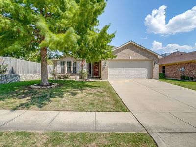 10405 Trevino Ln, Benbrook, TX, 76126