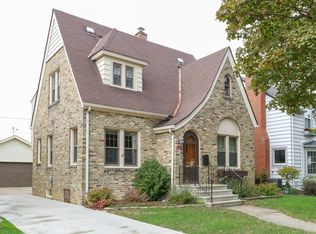 2918 La Salle St, Racine, WI 53402