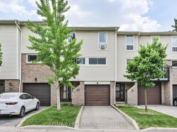 7251 Copenhagen Rd #63, Mississauga, ON L5N 2H6