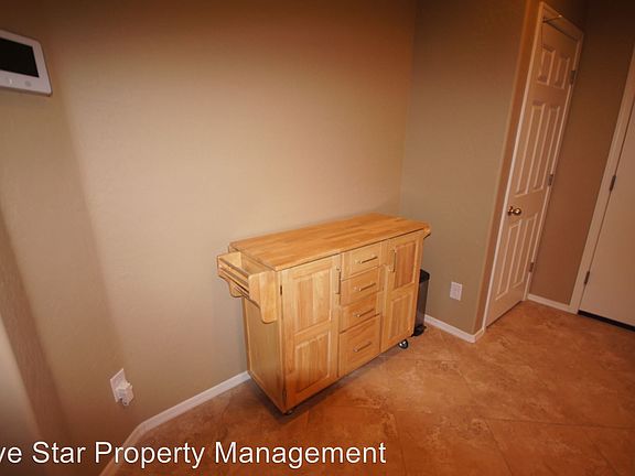 3rd image of 5861 Crossfield Ave