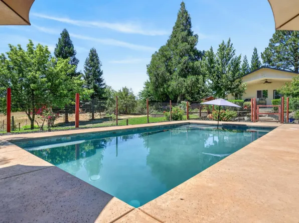 2640 Mohammed Ln, Newcastle, CA 95658