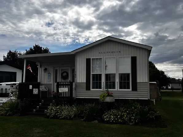 490 Empire Rd #Qvv143, Pt Colborne, ON L0S 1R0