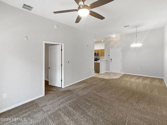 5th image of 6094 MAGGIES Circle #101