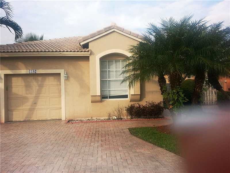 1st image of 1187 NW 171st Ter