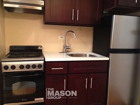 Rented by Mason Group LLC | media 9