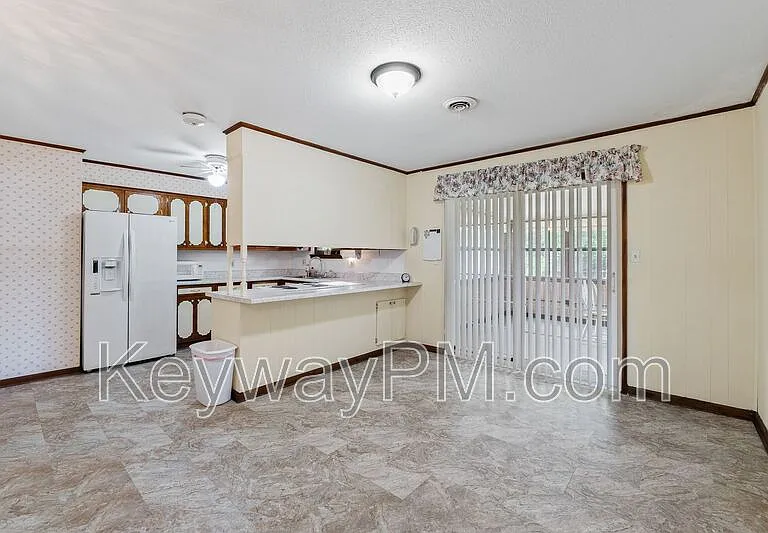 4537 Shawnee Rd — Photo 7