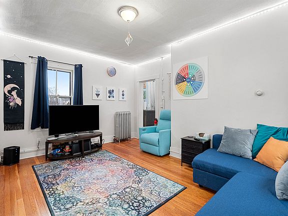 3rd image of 15 Prescott Street
