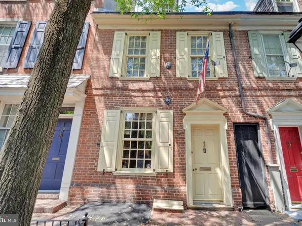 330 S 3rd St, Philadelphia, PA 19106