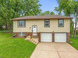 1224 R D Mize Rd, Grain Valley, MO 64029