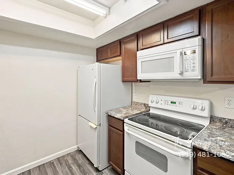 3014 Starlight Cir — Photo 16