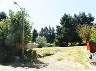124 Gaddis Ln, Glendale, OR 97442