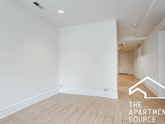 2nd image of 2318 N Southport Ave