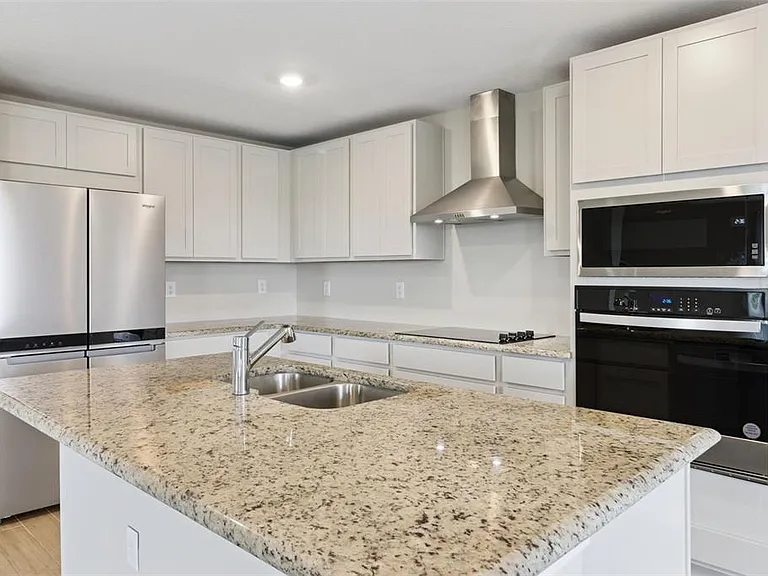 5580 Maddie Dr — Photo 15