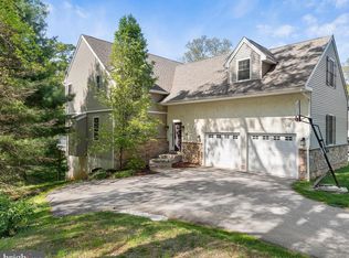 209 Summit Rd, Malvern, PA 19355