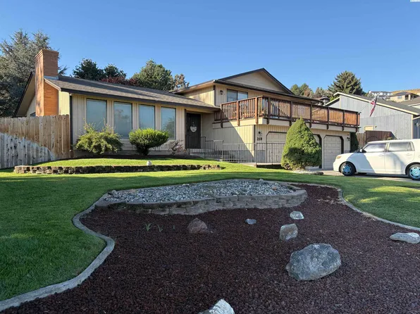 219 Rockwood Dr, Richland, WA 99352