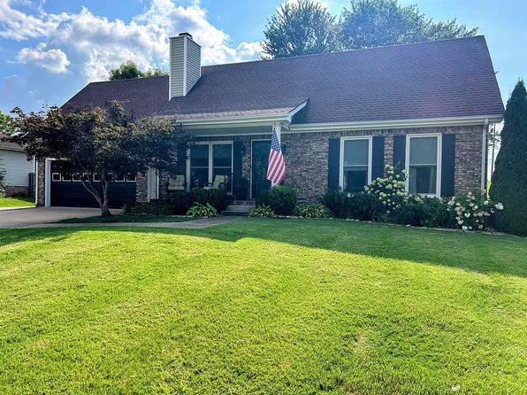 162 Lancashire Dr, Clarksville, TN 37043