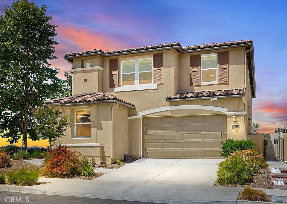 1st image of 38421 Brookdale Way