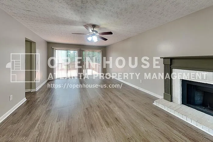 3 bed, 3.5 bath, 1632 sqft, $2,795 — Photo 4