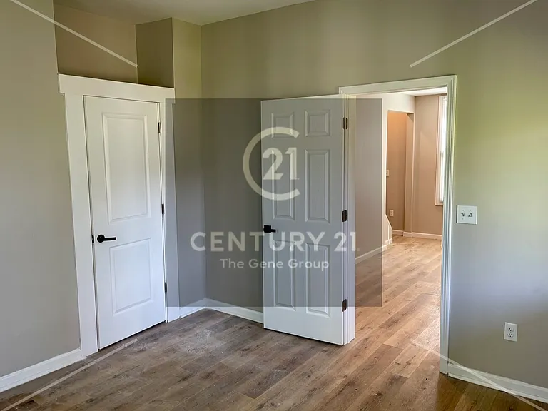 319 Wyoming St — Photo 6