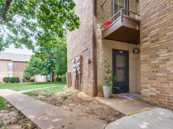 1904 Cloisters Dr APT 410, Arlington, TX 76011