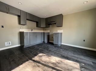 245 E 84th St #1, Los Angeles, CA 90003