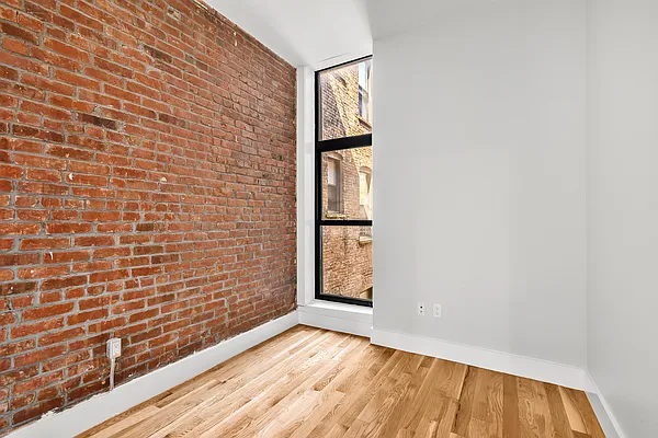 Rented by MNS | media 49