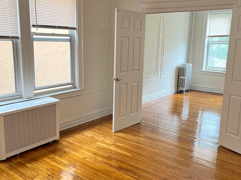 30-75 44th St #2R — Photo 8